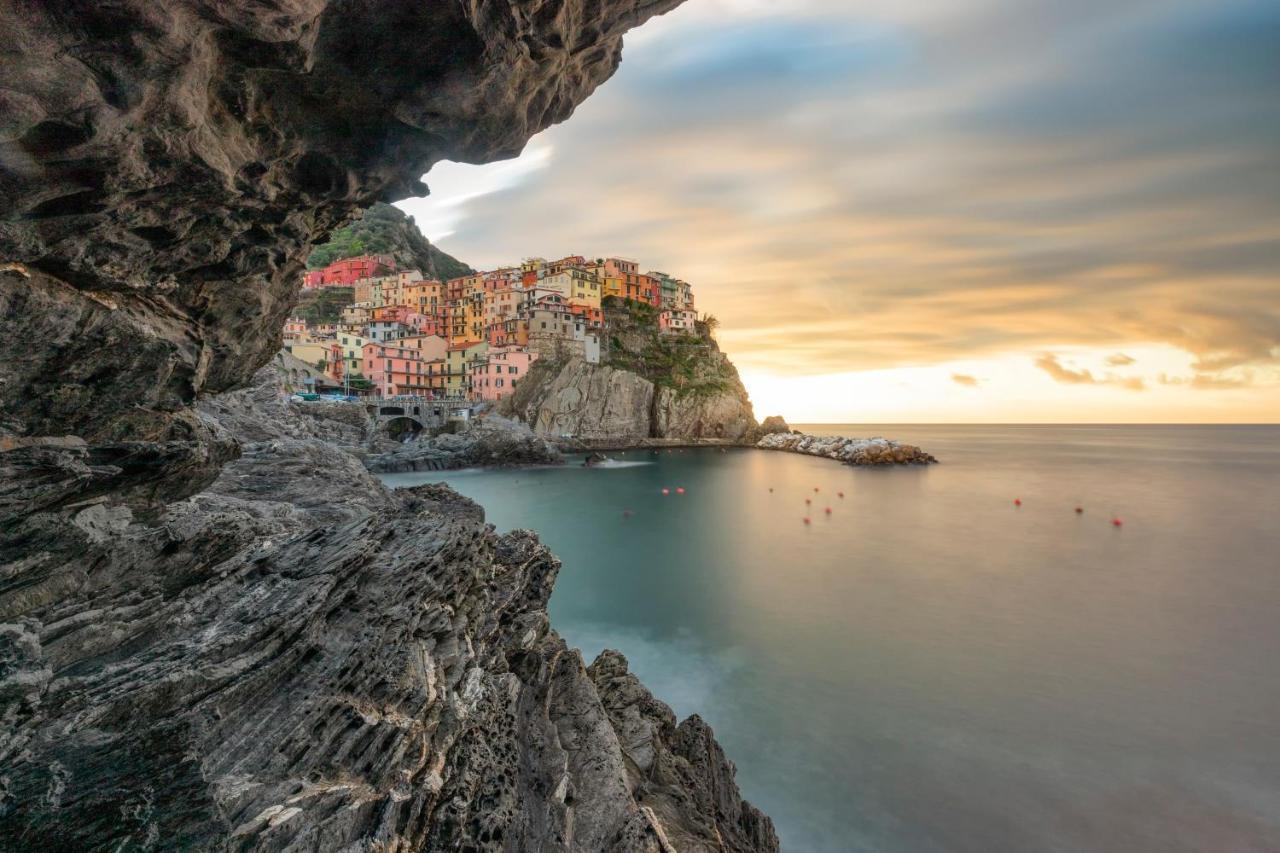 L' Attico Giallo Oro Di Giulia Manarola Exterior foto